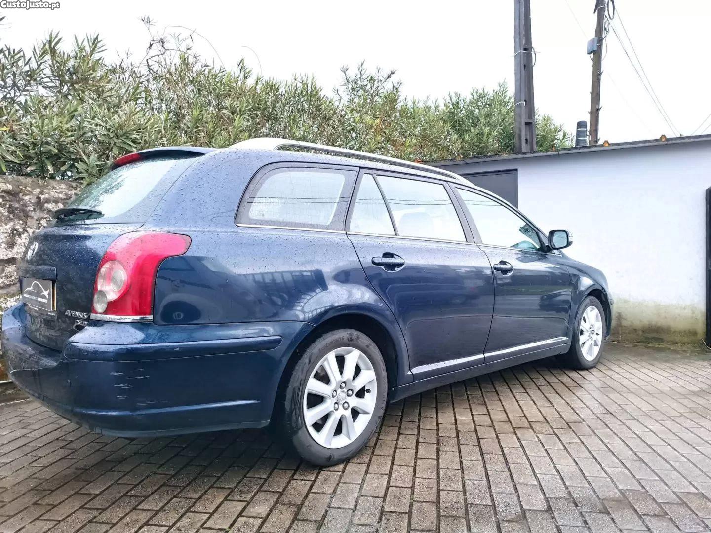 Toyota Avensis Lb 2.0 d-4d — fotografia 8