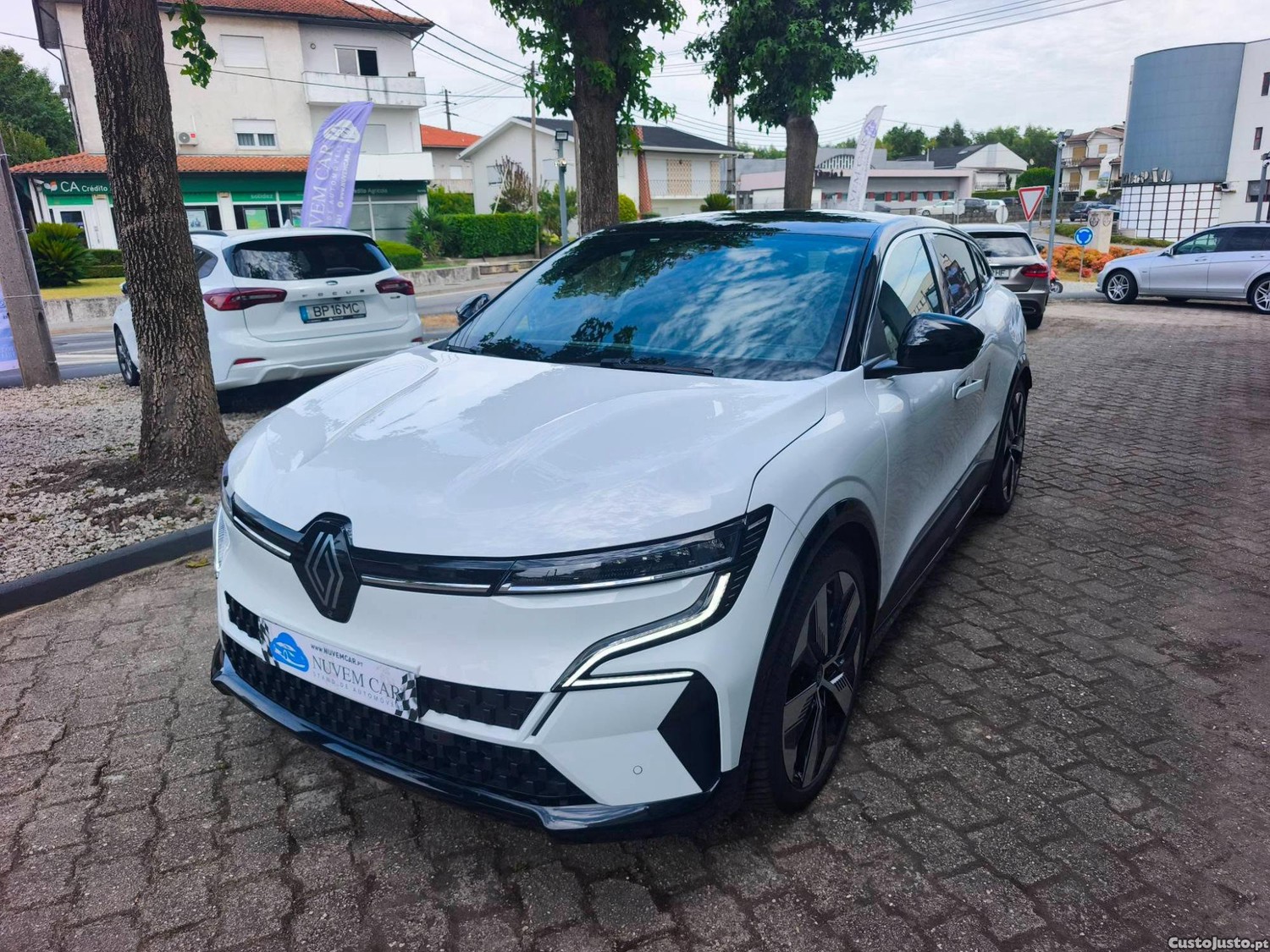 Renault Mégane E-Tech Tecno EV60 kw 218 Cv´s — fotografia 10