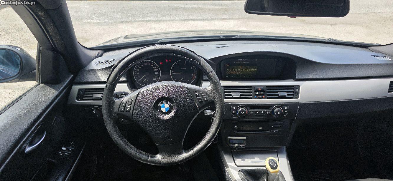 BMW 320 d — fotografia 4
