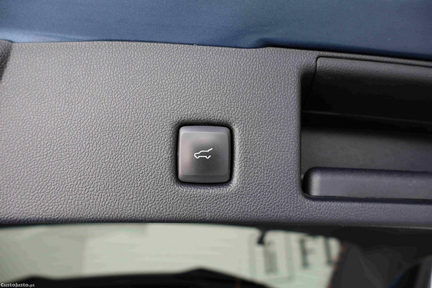 Ford Kuga 1.5 EcoBoost ST-Line X — fotografia 13