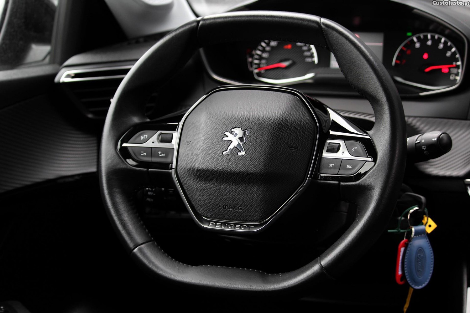 Peugeot 208 1.5 BlueHDi Active — fotografia 11