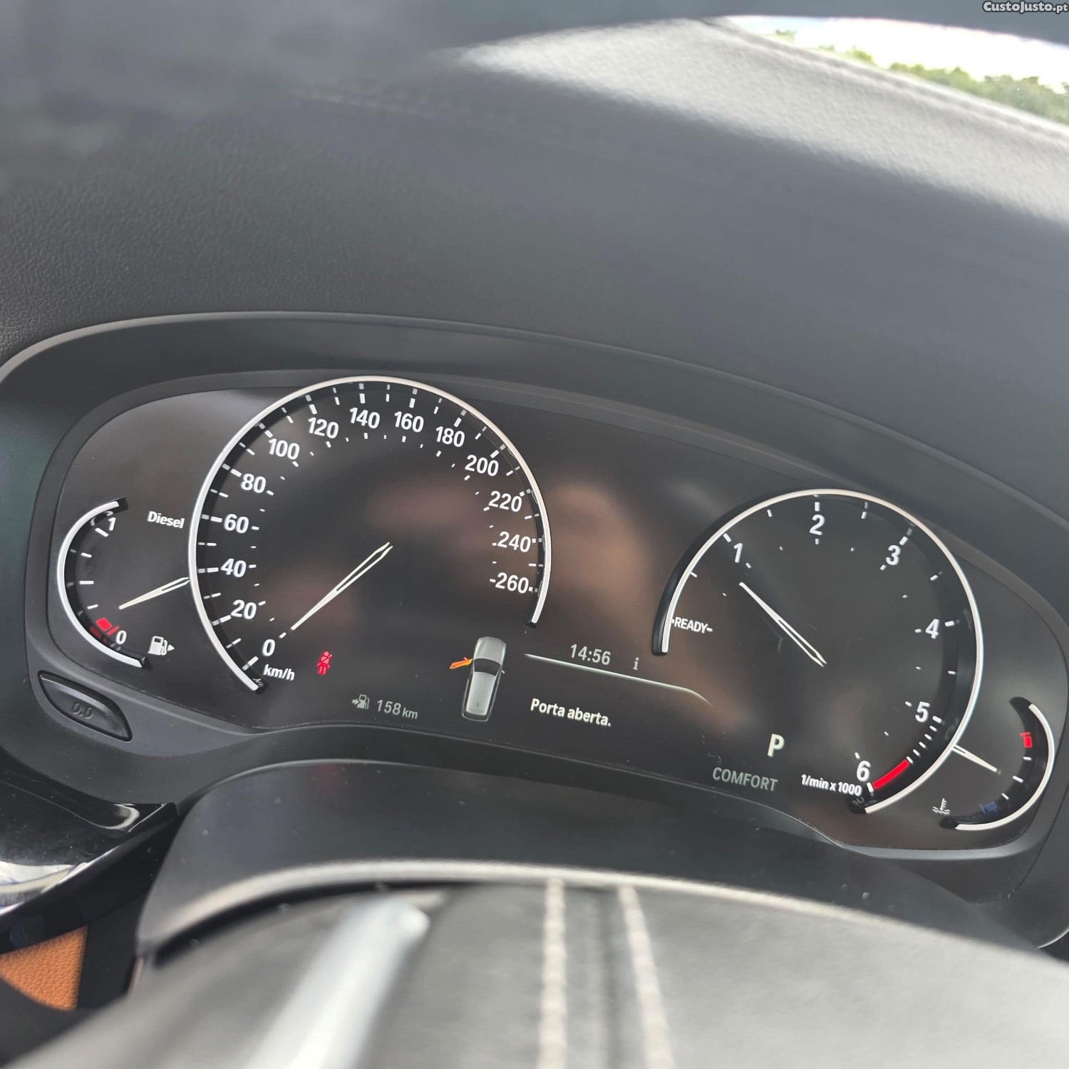 BMW 520 d Line Luxury Auto — fotografia 11