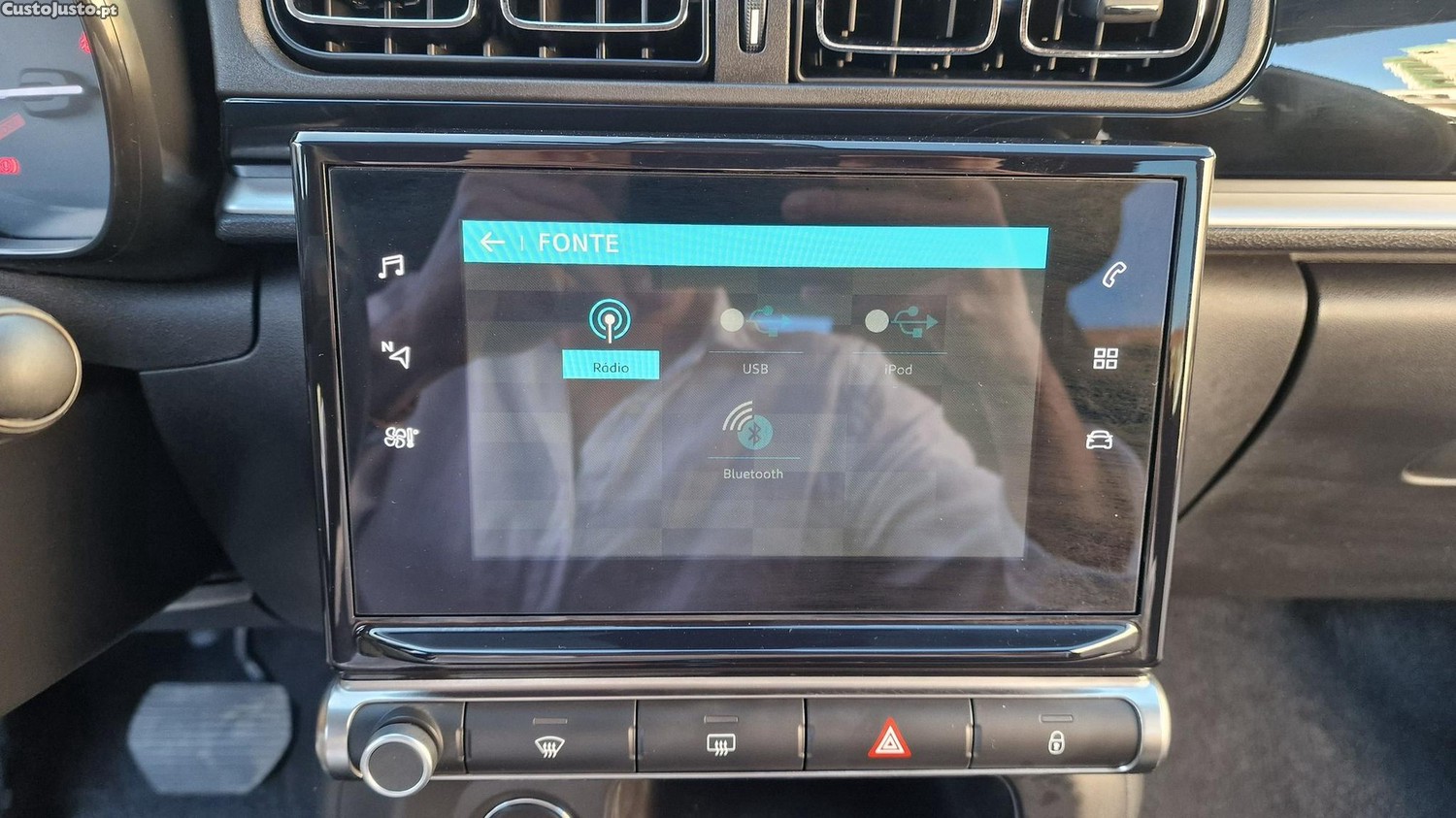 Citroën C3 1.2 PureTech Shine EAT6 — fotografia 6