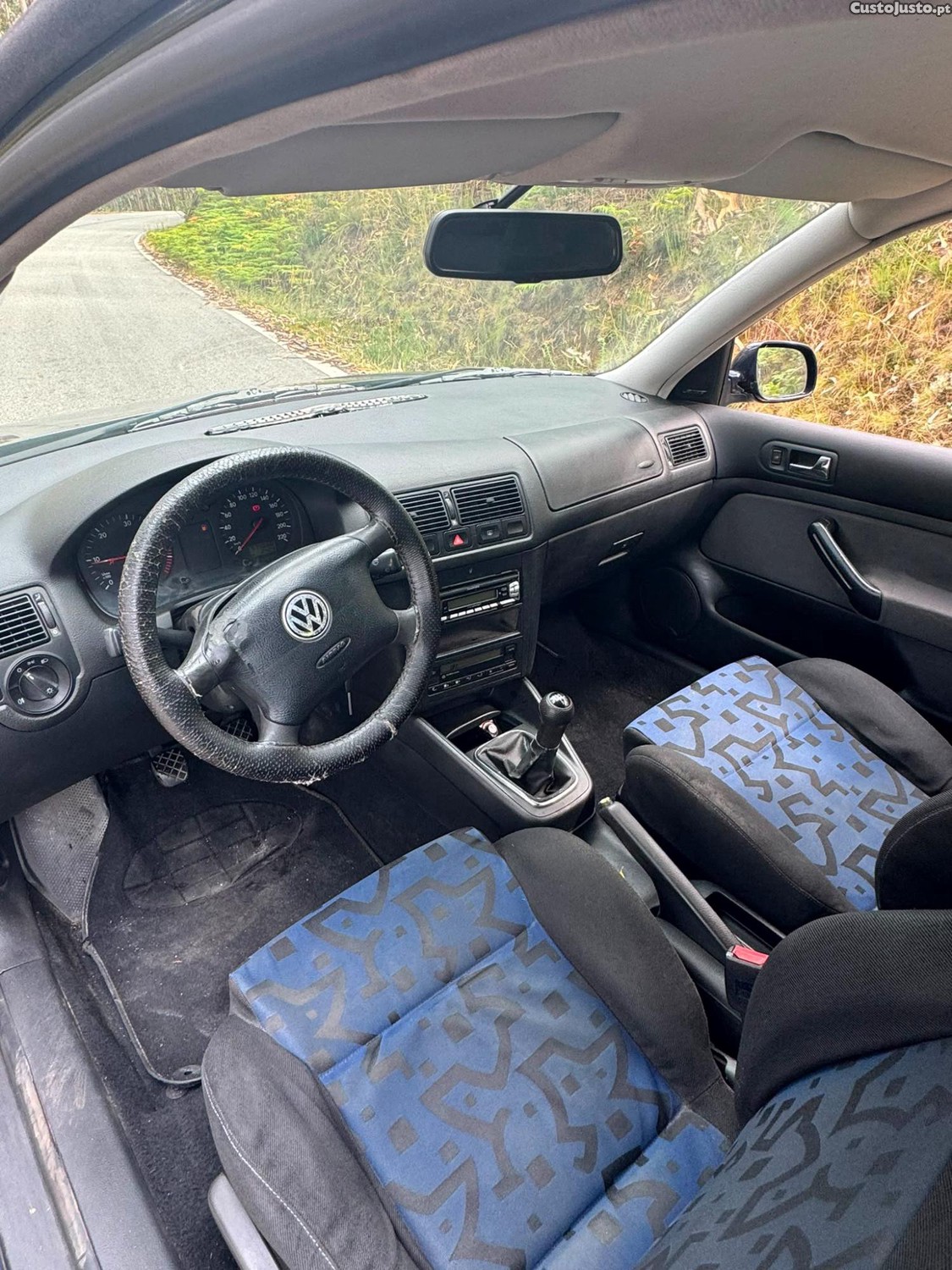 VW Golf IV 110CV - 00 foto 5
