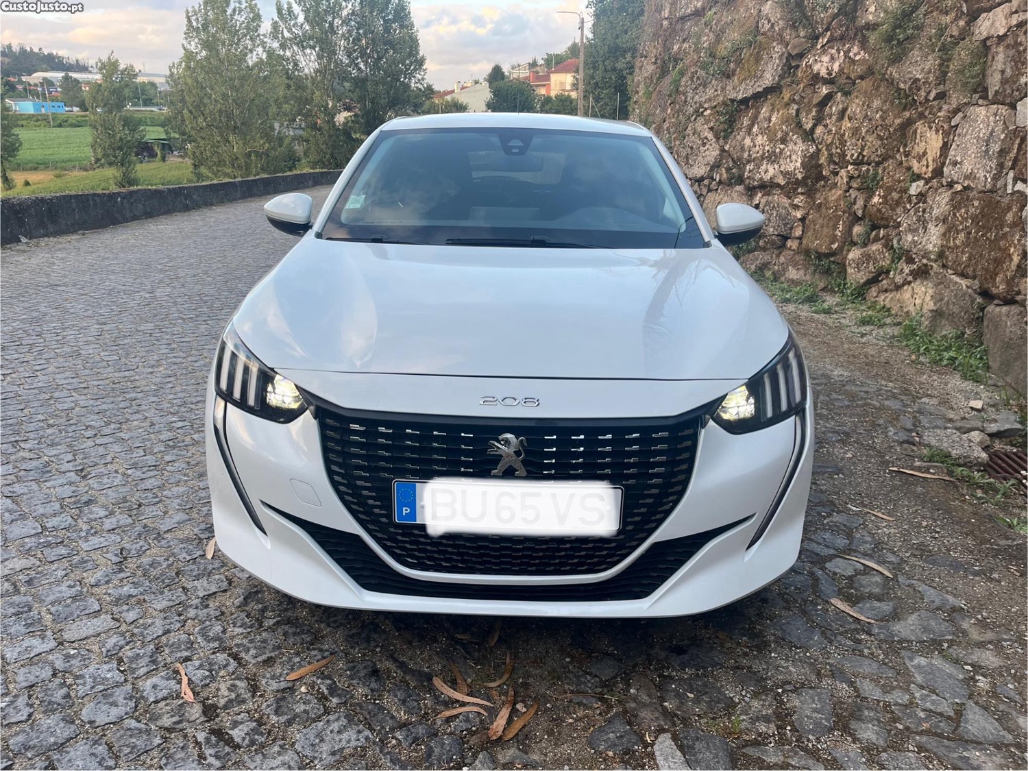 Peugeot 208 1.2 — fotografia 5