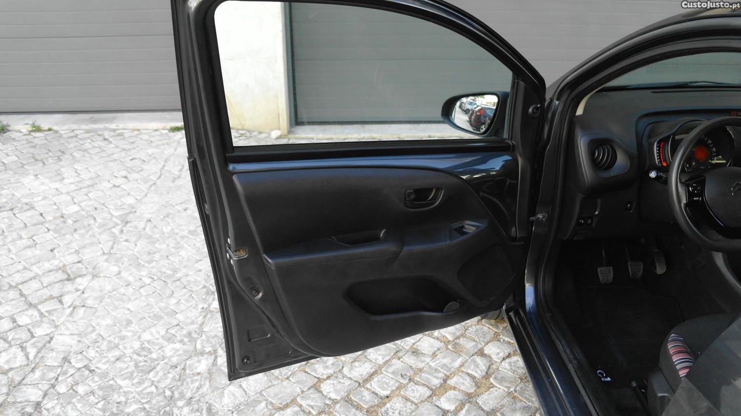 Citroën C1 1.0 VTi Feel — fotografia 3