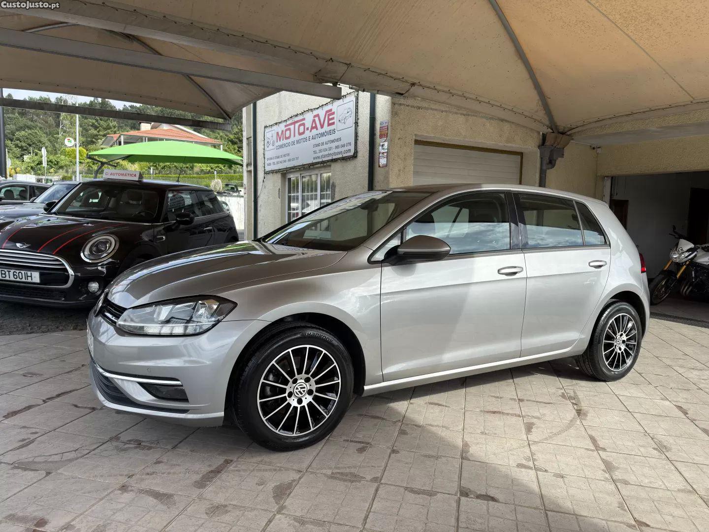 VW Golf 1.6 tdi confortline - 17 — photo 4