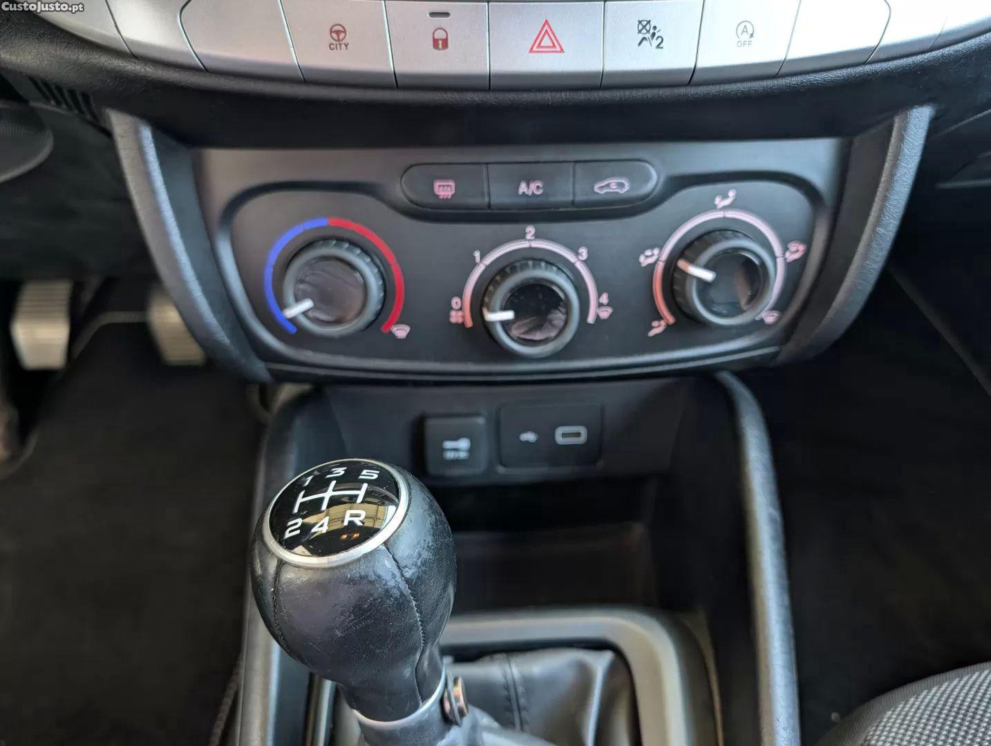 Fiat Tipo 1.3 m-jet street — fotografia 5