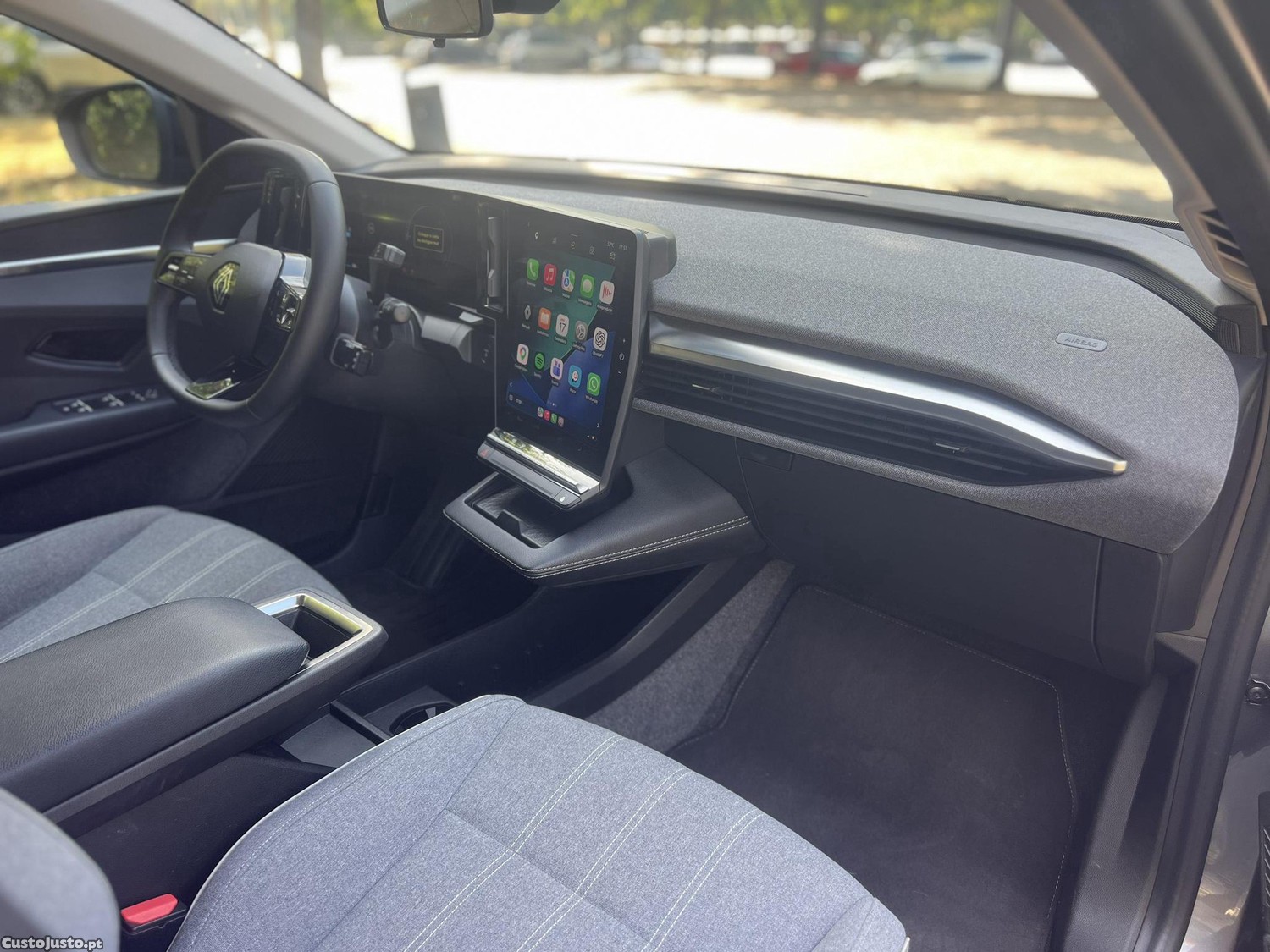 Renault Mégane E-Tech — fotografia 7