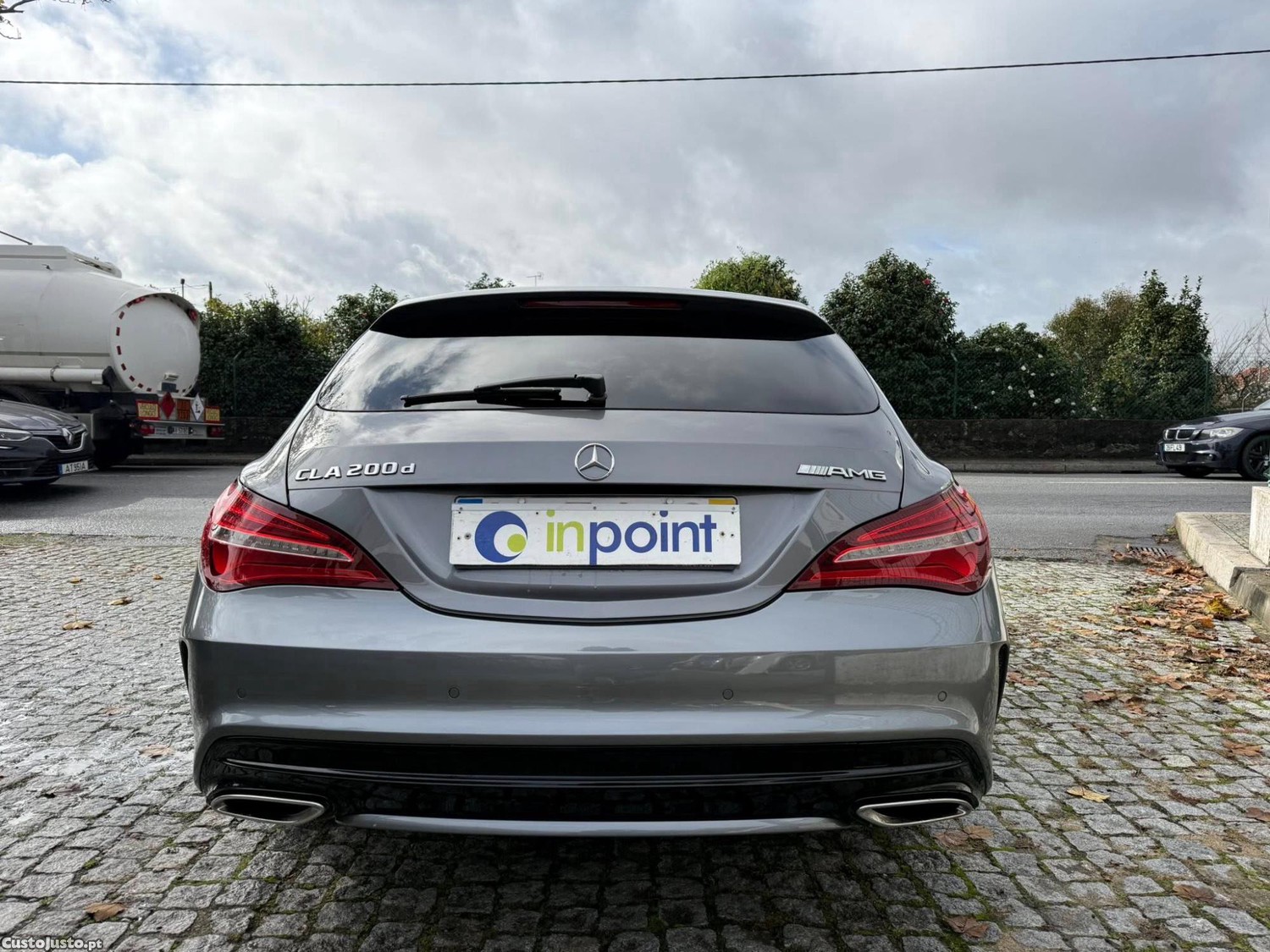 Mercedes-Benz CLA 200 D Shooting Brake AMG Line — fotografia 9