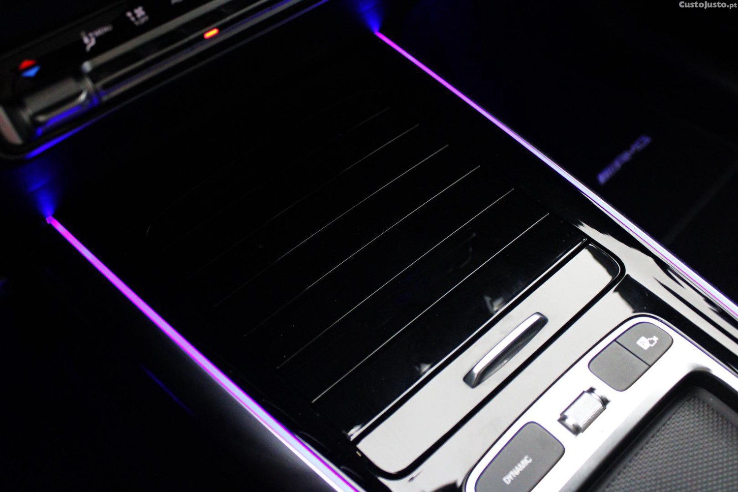 Mercedes-Benz EQA AMG NIGHT EDITION — fotografia 18