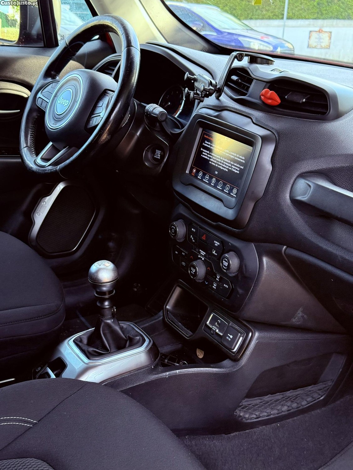 Jeep Renegade Sport — fotografia 9