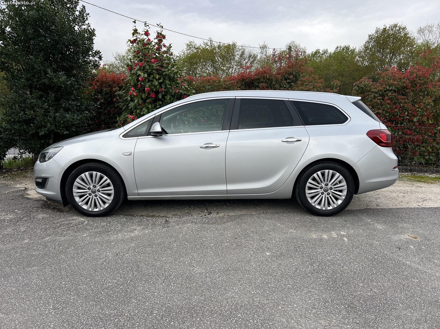 Opel Astra Sport Tourer — fotografia 8