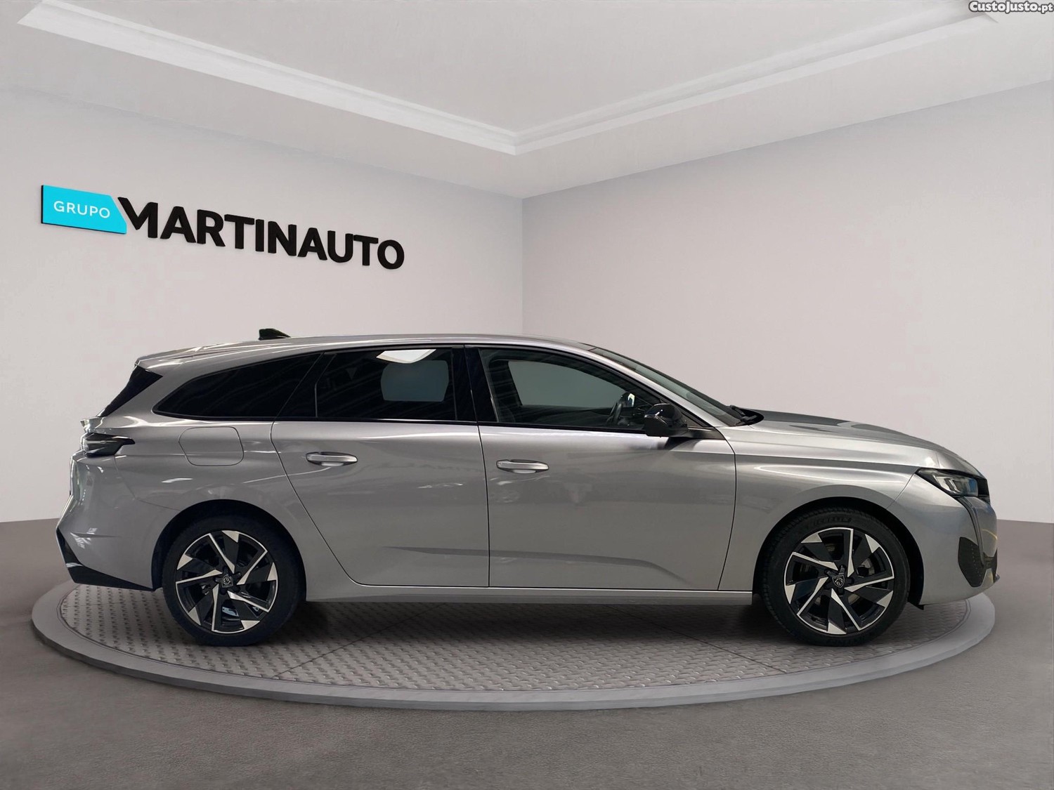 Peugeot 308 SW 1.5 BlueHDi Allure Pack — fotografia 19