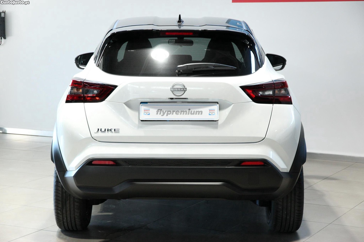 Nissan Juke 1.0 DIG-T N-Connecta NAV.+TwoTone NC DCT — fotografia 18