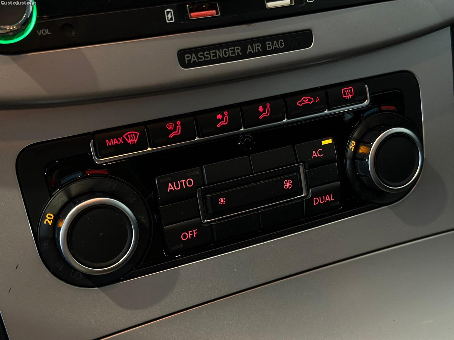 Volkswagen Passat 1.6 TDI Confortline BM — fotografia 14