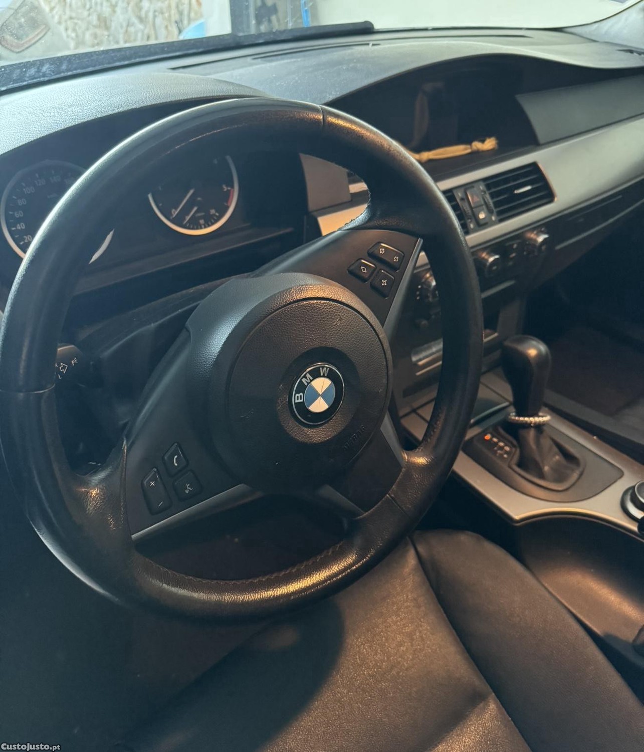 BMW 520 E60 — fotografia 2