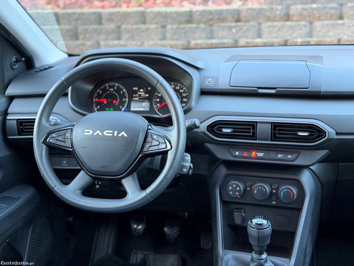 Dacia Jogger 1.0 ECO-G Comfort Bi-Fuel — fotografia 11