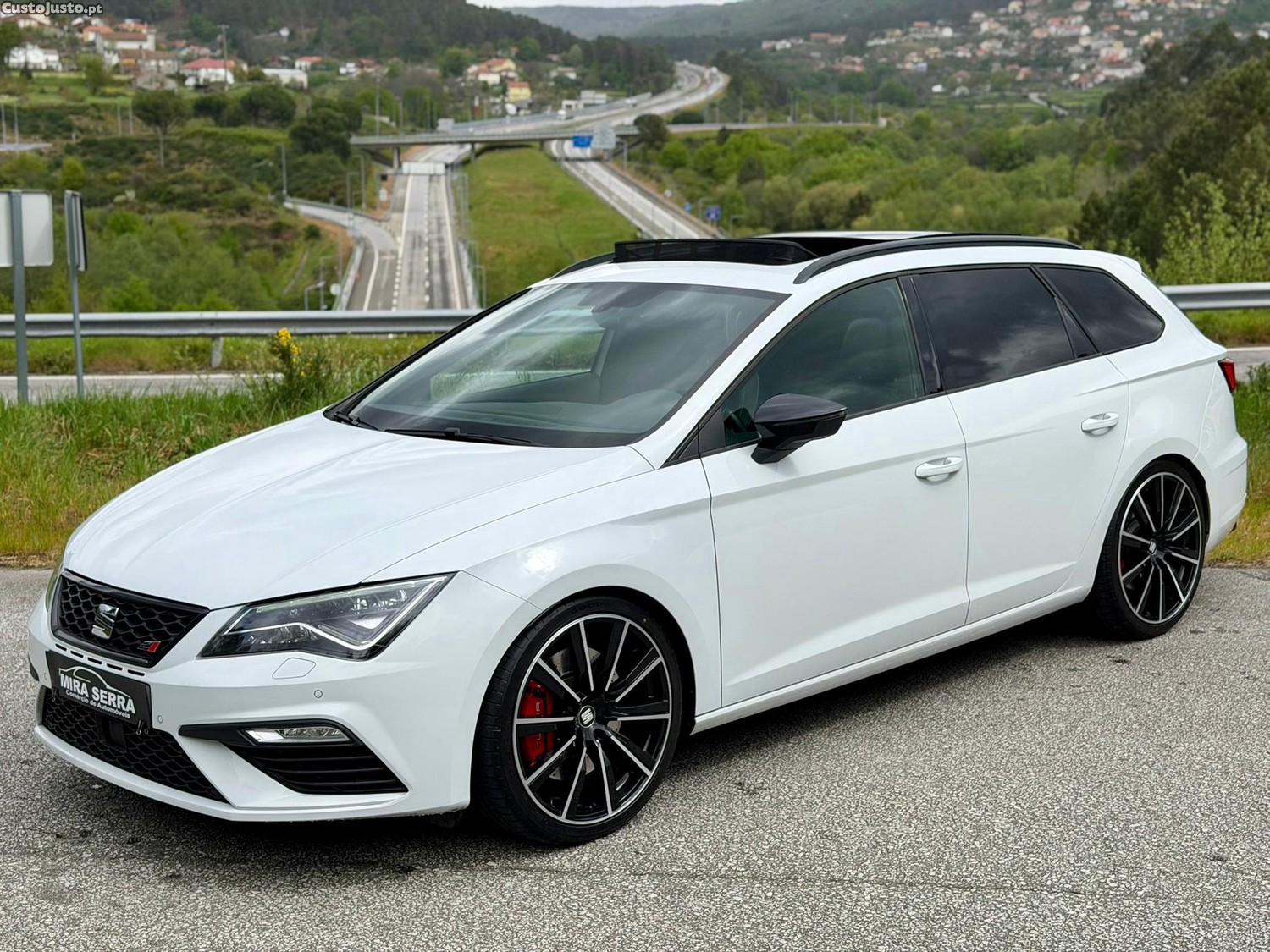 SEAT Leon 2.0 TSI Cupra 4Drive DSG S/S — fotografia 21