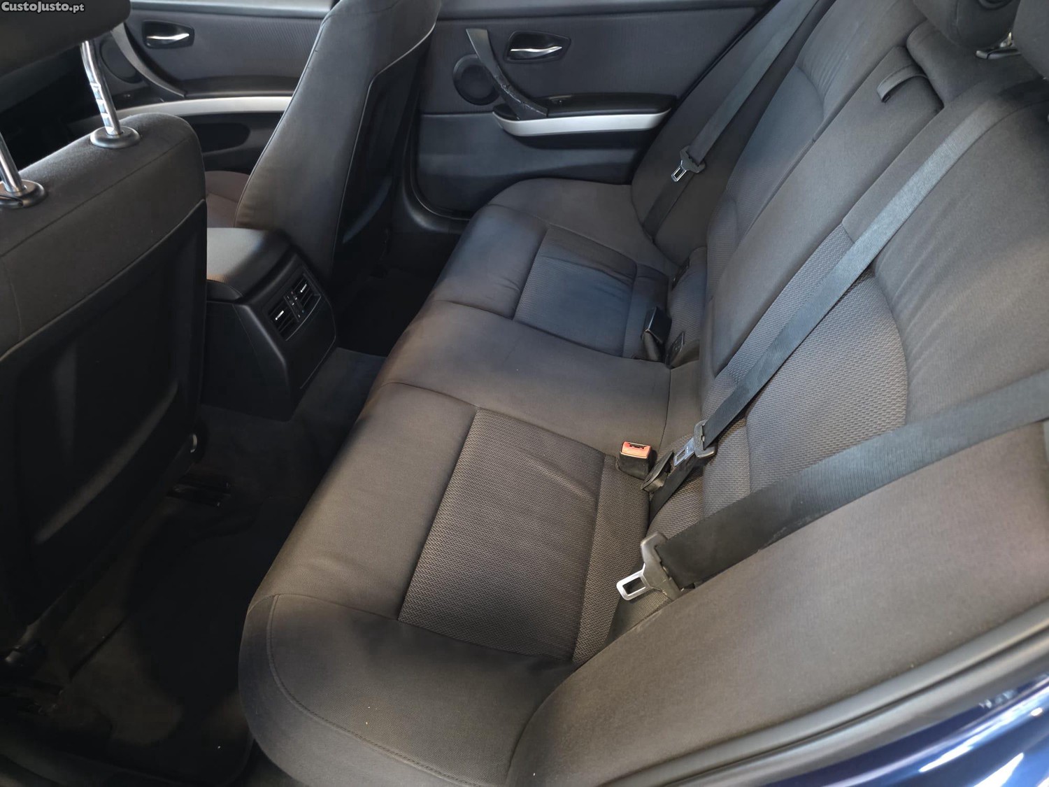 BMW 318 Luxury Line — fotografia 4
