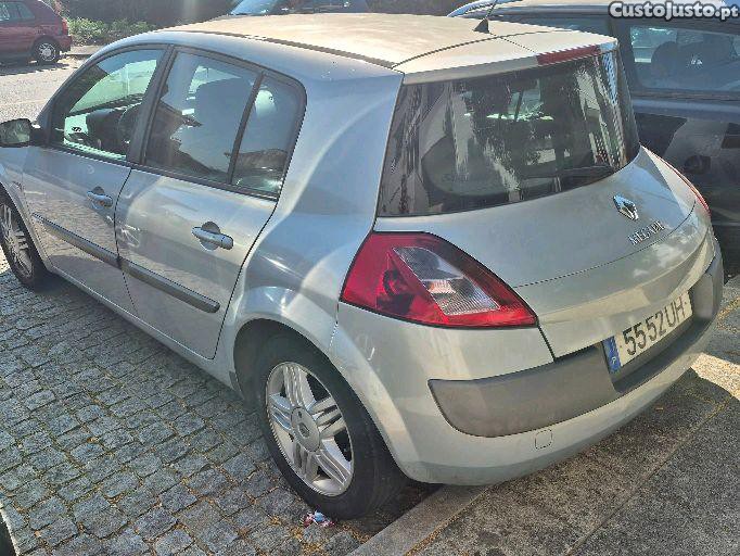 Renault Mégane 1.5dci — fotografia 9