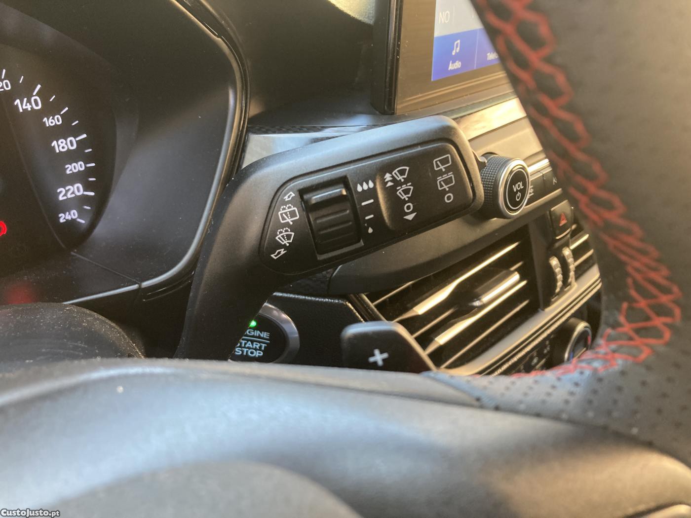 Ford Focus 1.5 TDCi EcoBlue ST- — fotografia 15