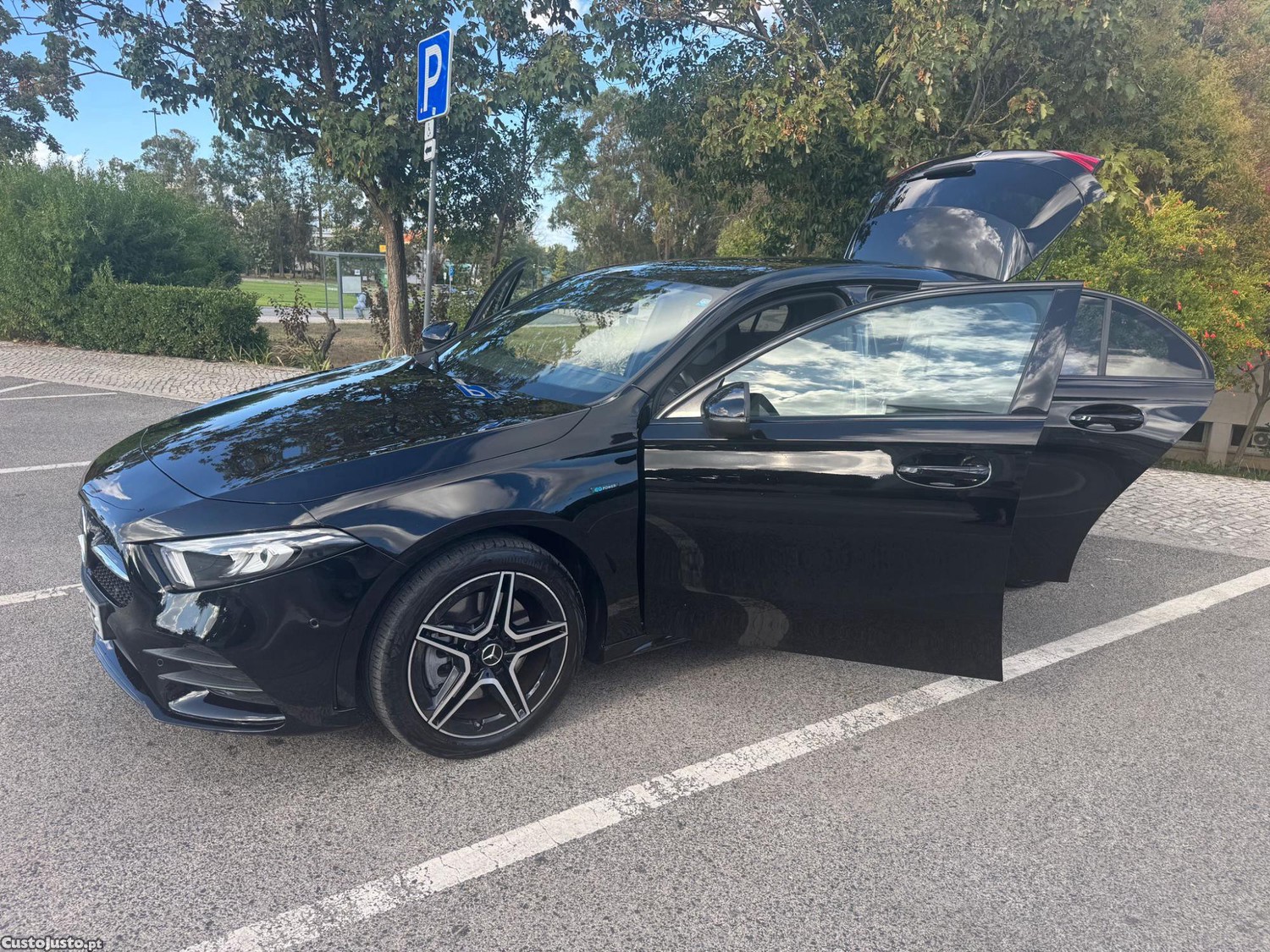Mercedes-Benz A 250 e — fotografia 5