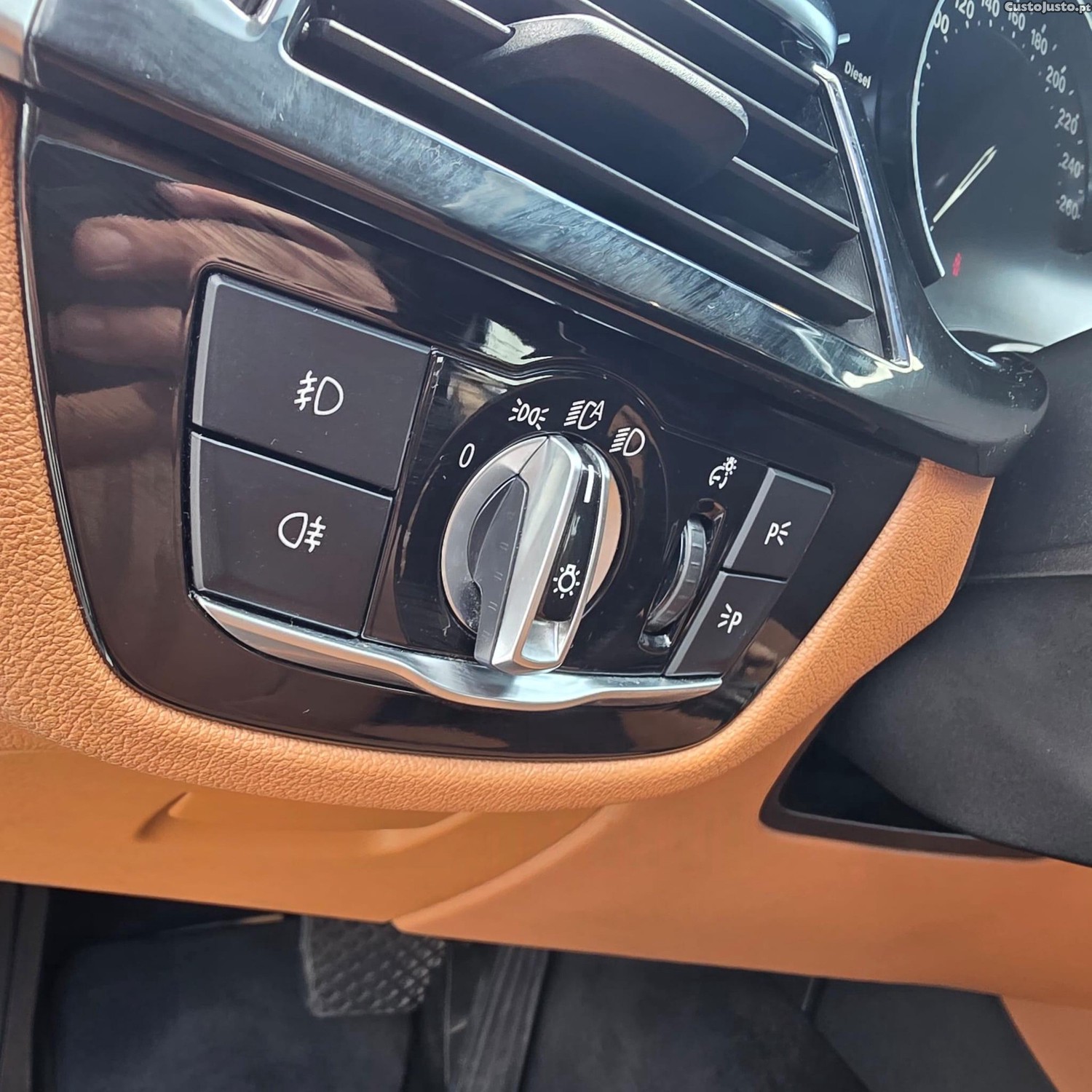 BMW 520 d Line Luxury Auto — fotografia 10
