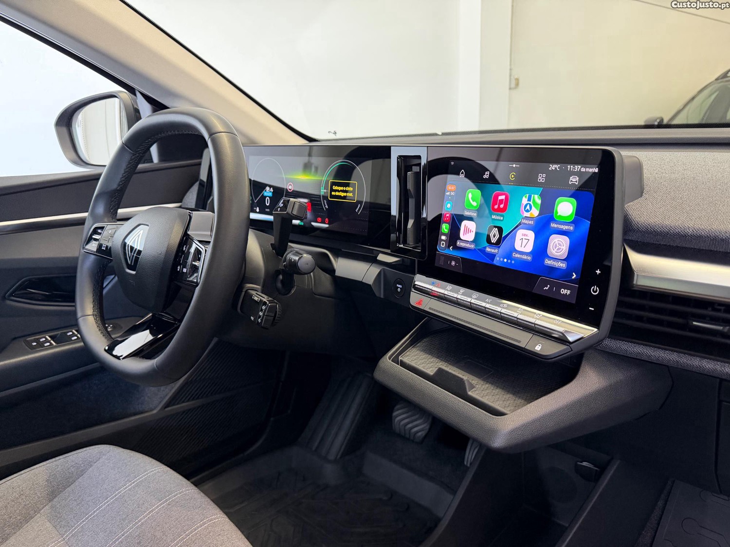 Renault Mégane E-TECH EV60 220hp Elétrico - 75.000 KM -TODAS as REVISÕES NA MARCA - Excelente Estado — fotografia 6