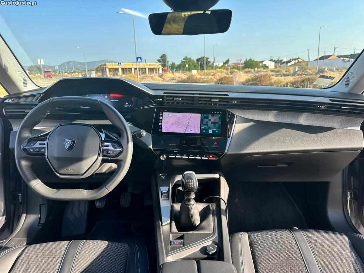 Peugeot 308 1.5 Blue HDI Allure Pack - 22 foto 3