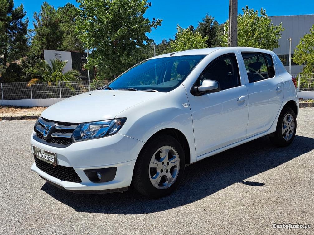 Dacia Sandero 1.5 DCI Confort 90 cv — fotografia 10