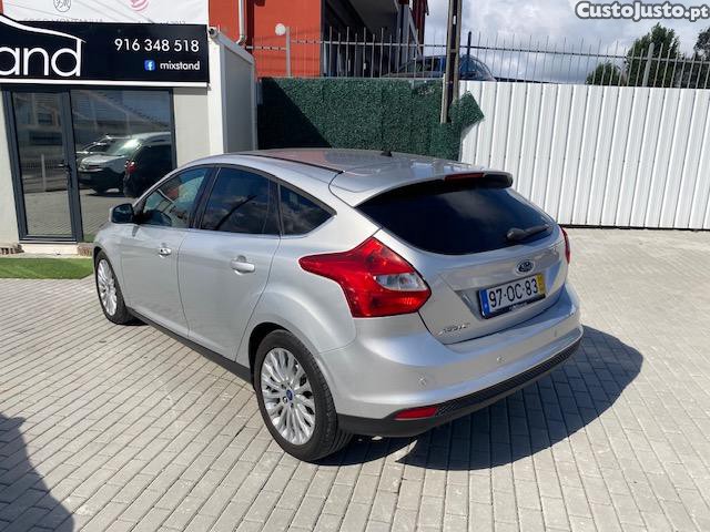 Ford Focus 1.6TDCITitanium 115 Cv — fotografia 7
