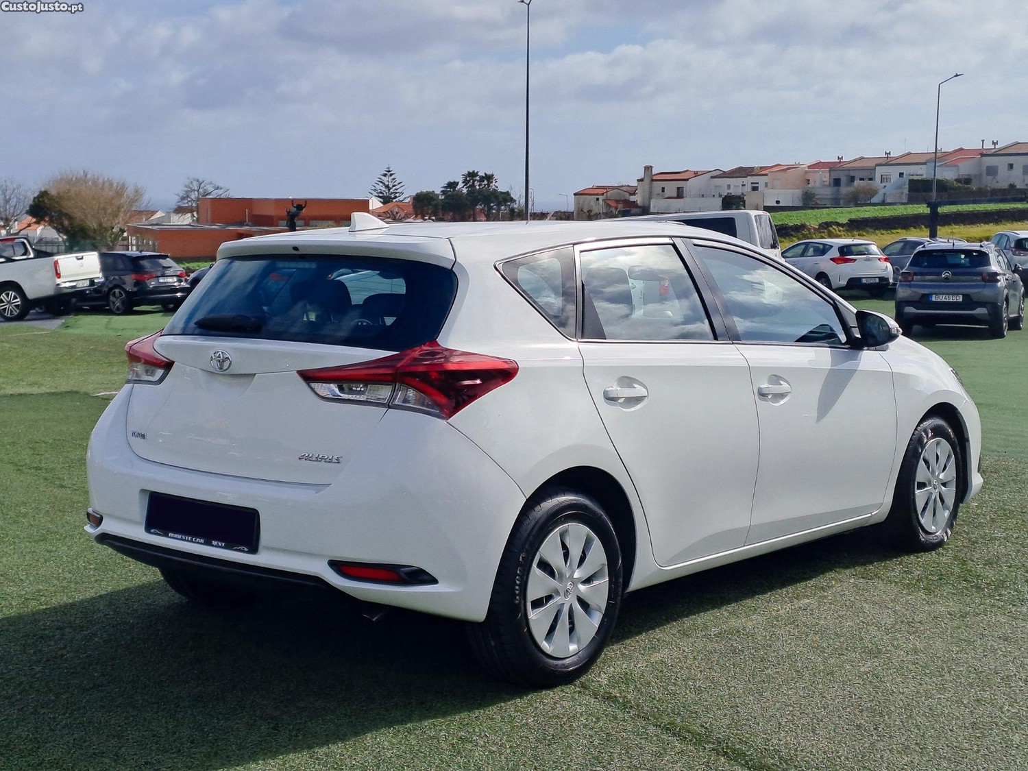 Toyota Auris 1.4 D4D ACTIVE + AC 90CV DIESEL 2015 - 15 foto 5