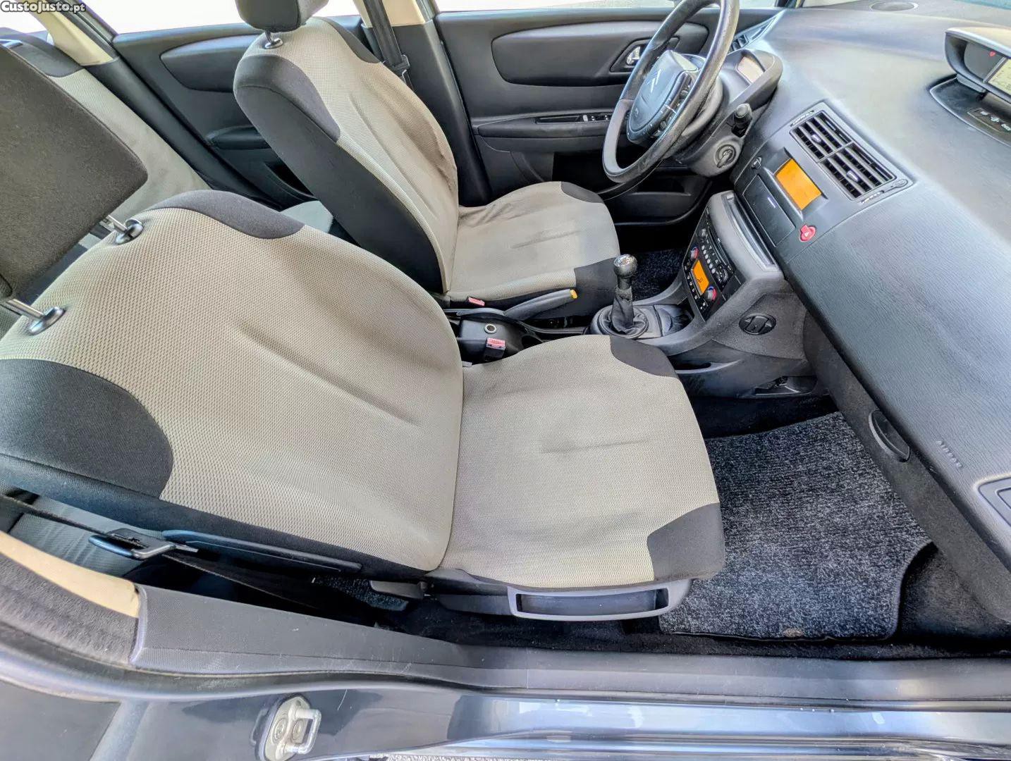 Citroën C4 1.6 hdi sx — fotografia 8