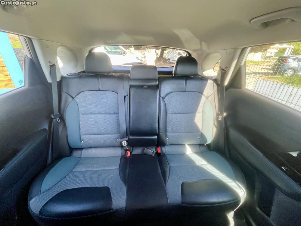 Kia e-Niro E-NIRO EV 64KWH TECH — fotografia 6