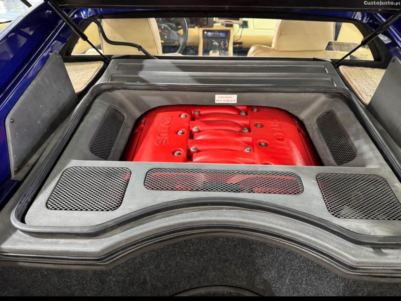 Lotus Esprit V8 Twin Turbo — fotografia 4