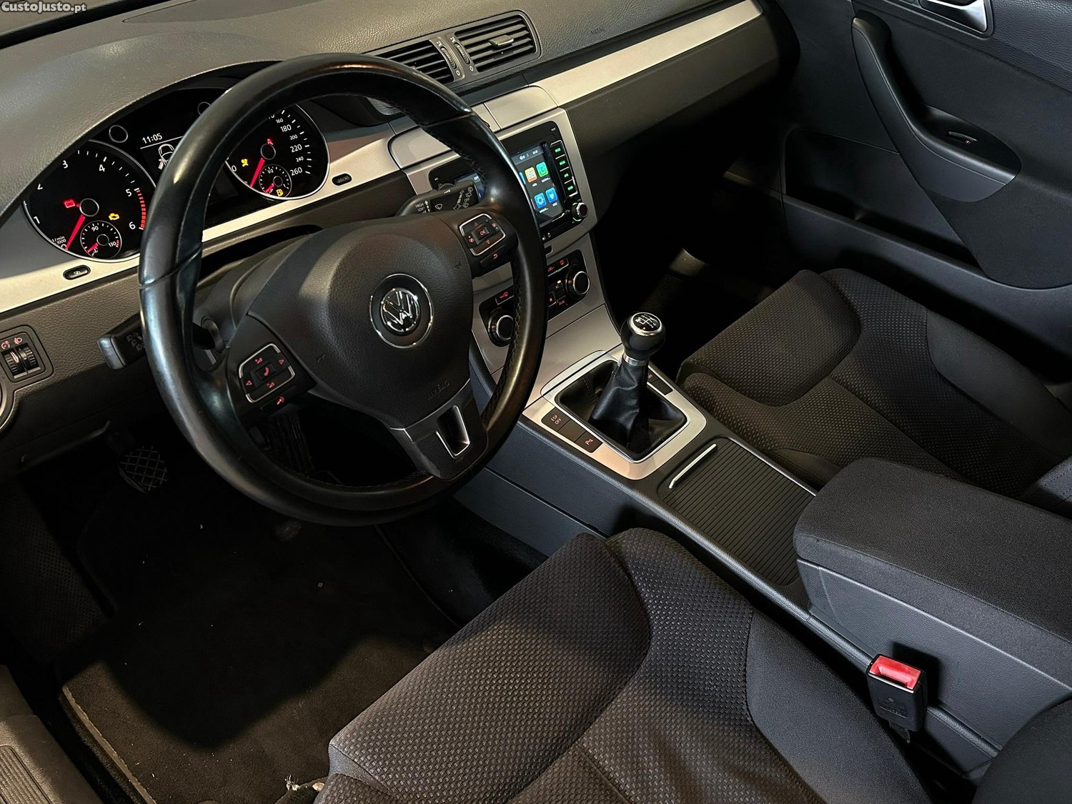 Volkswagen Passat 1.6 TDI Confortline BM — fotografia 13