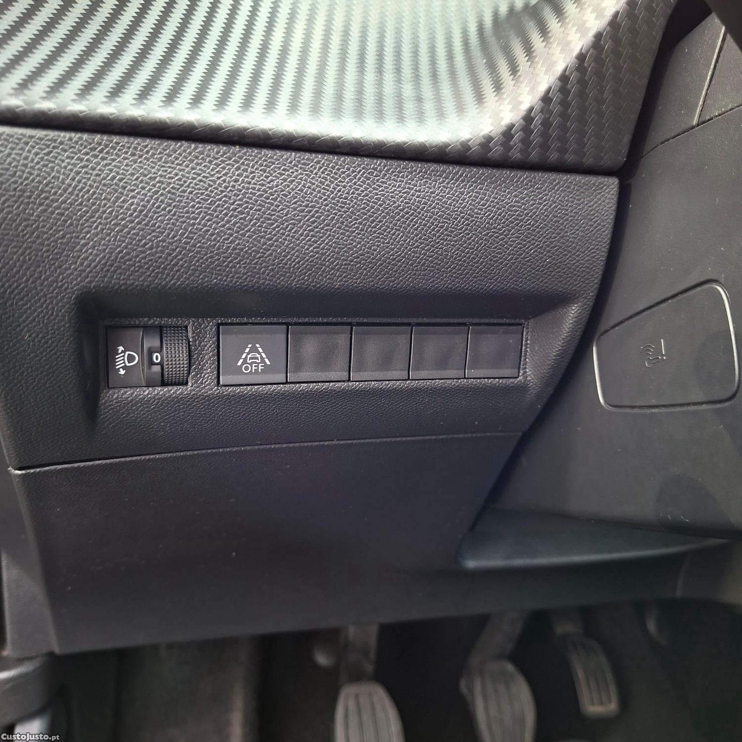 Peugeot 2008 1.5 BlueHDi Active Pack — fotografia 3