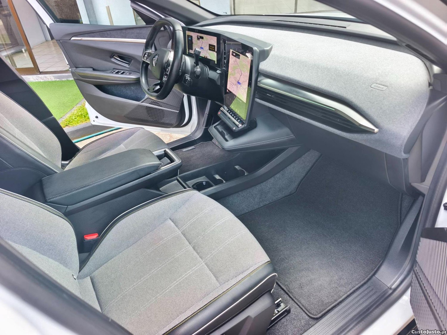 Renault Mégane E-Tech Tecno EV60 kw 218 Cv´s — fotografia 5
