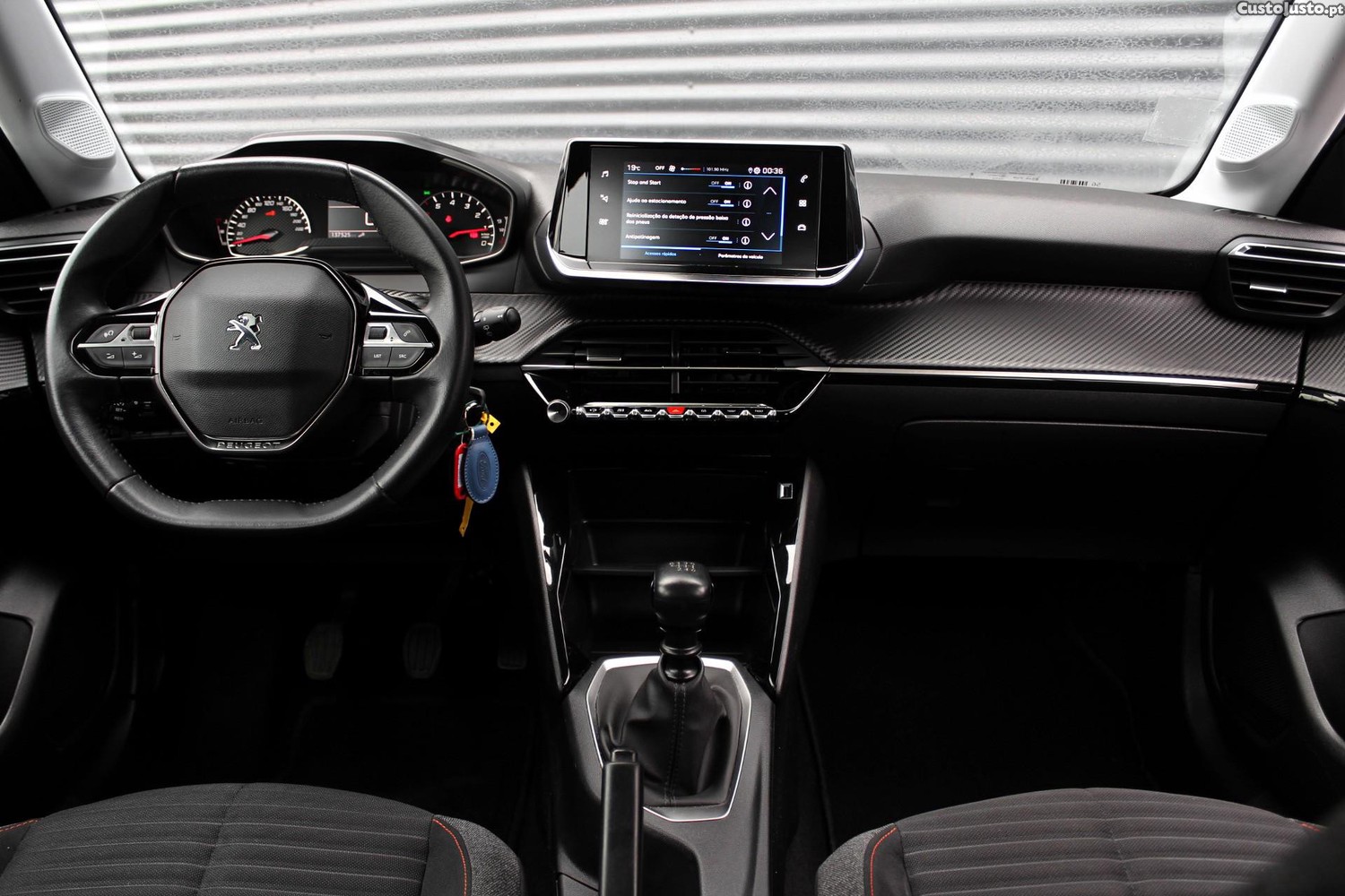 Peugeot 208 1.5 BlueHDi Active — fotografia 5