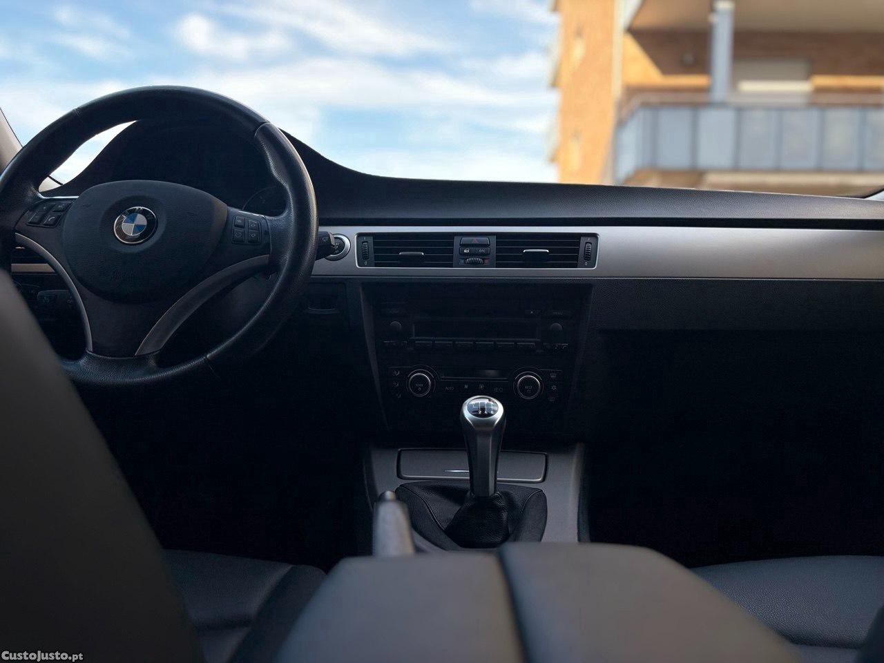 BMW 320 D 163CV SPORT — fotografia 6