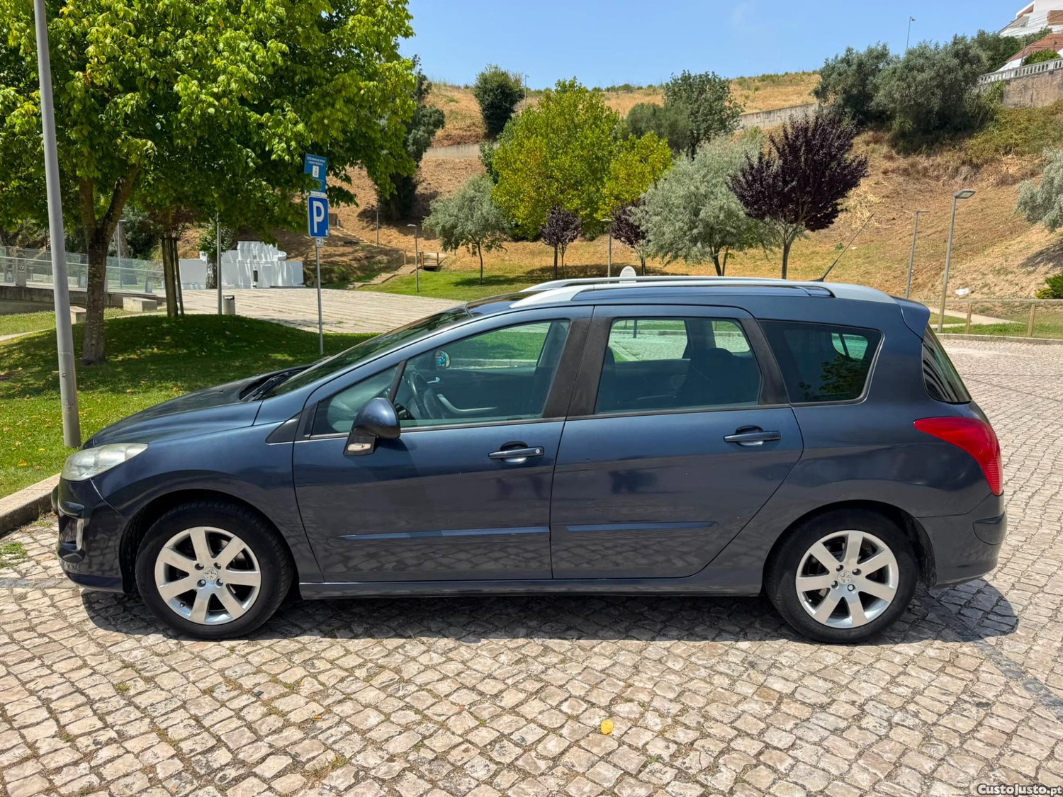 Peugeot 308 1.6 HDI 7 LUGARES — fotografia 9