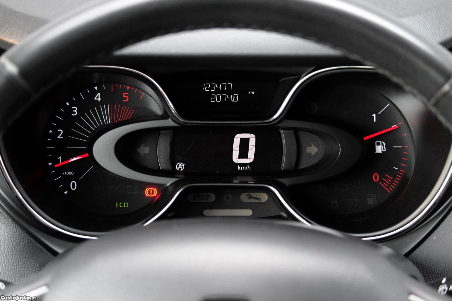 Renault Captur 1.5 dCi Exclusive — fotografia 6