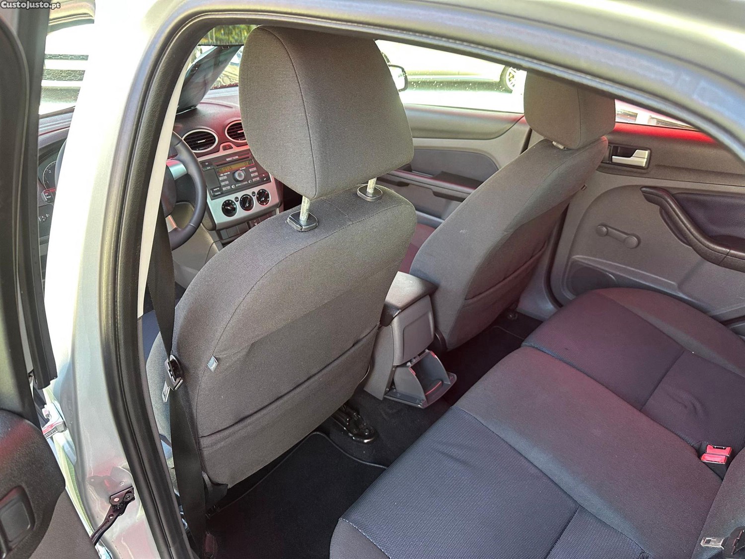 Ford Focus 1.6 TDCI — fotografia 5