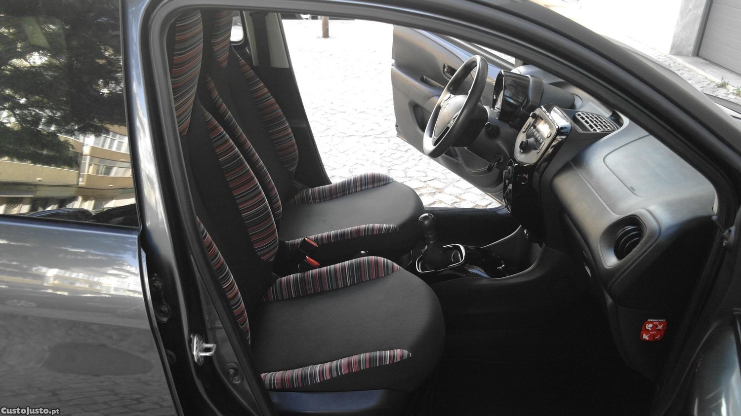 Citroën C1 1.0 VTi Feel — fotografia 5
