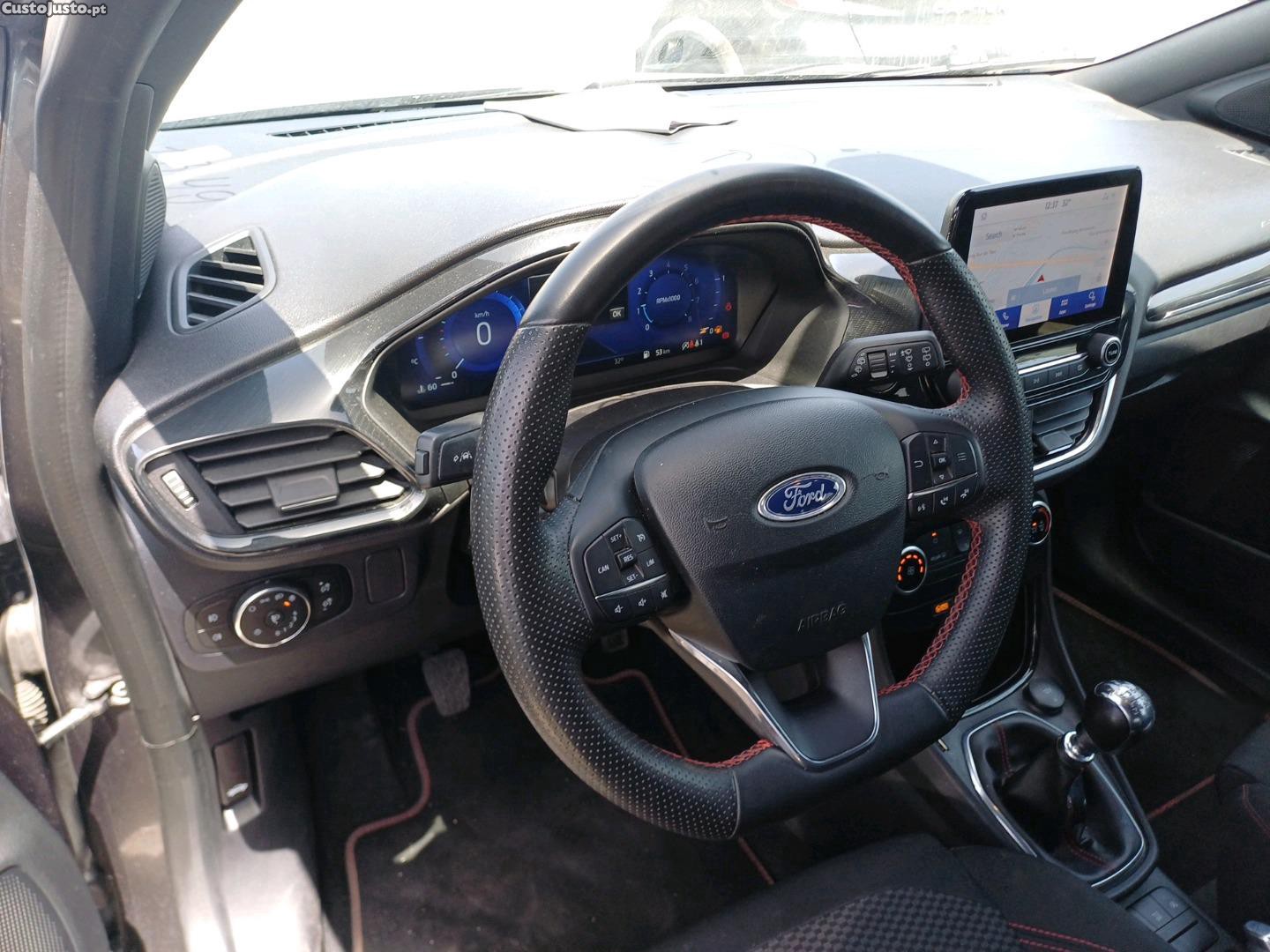Ford Puma 1.0 ECOBOOST MHEV ST-LINE — fotografia 2