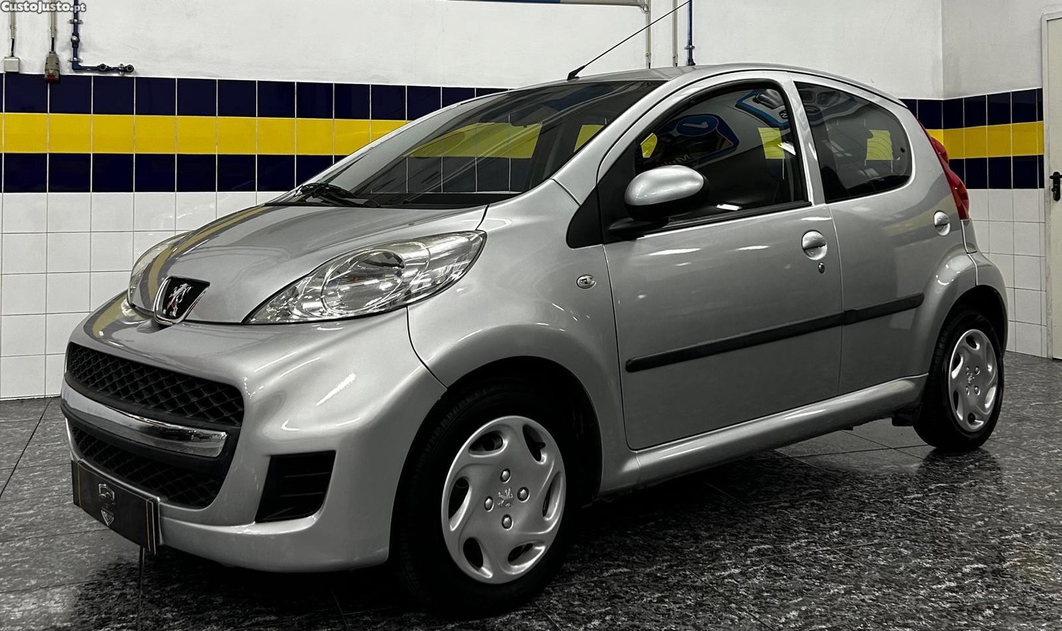 Peugeot 107 FILOU — fotografia 8