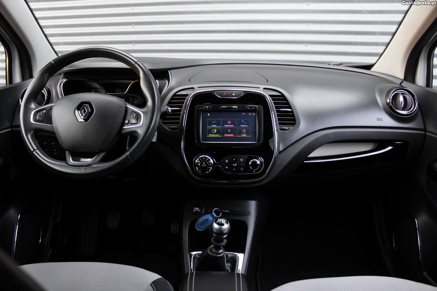 Renault Captur 1.5 dCi Exclusive — fotografia 5