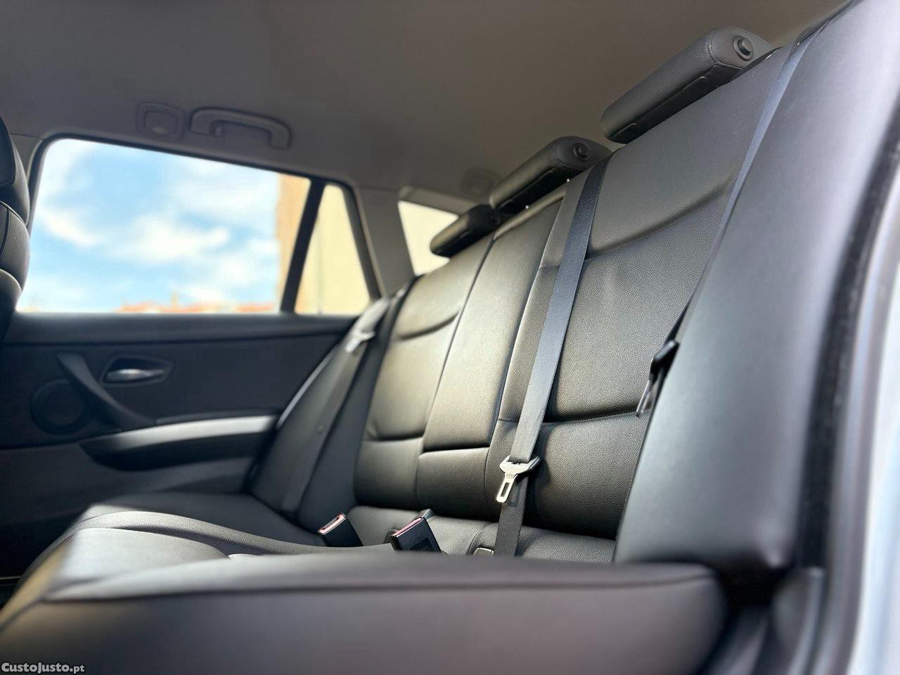 BMW 320 D 163CV SPORT — fotografia 3
