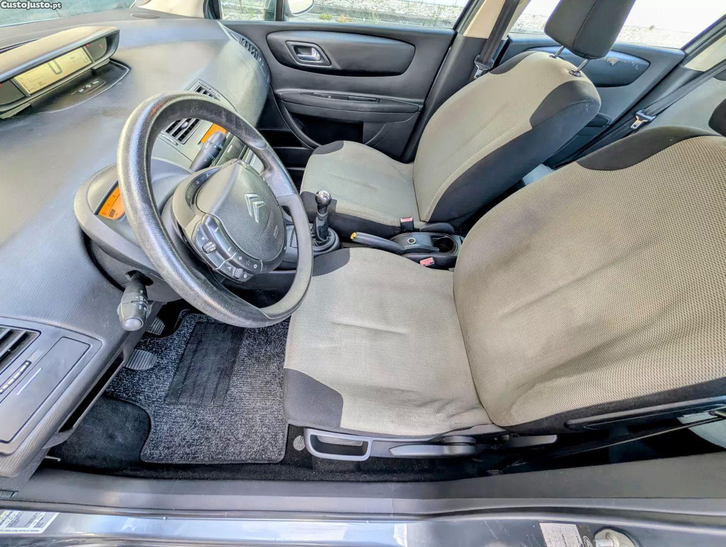 Citroën C4 1.6 hdi sx — fotografia 7
